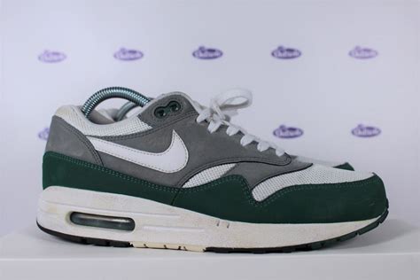 nike groen air|Nike Air max forest green.